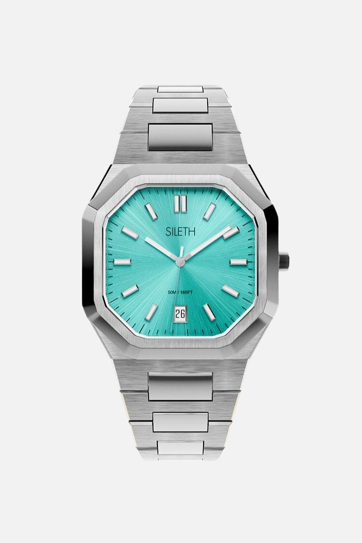 VARENNA Riviera Blue men's watch, front view of the turquoise blue dial